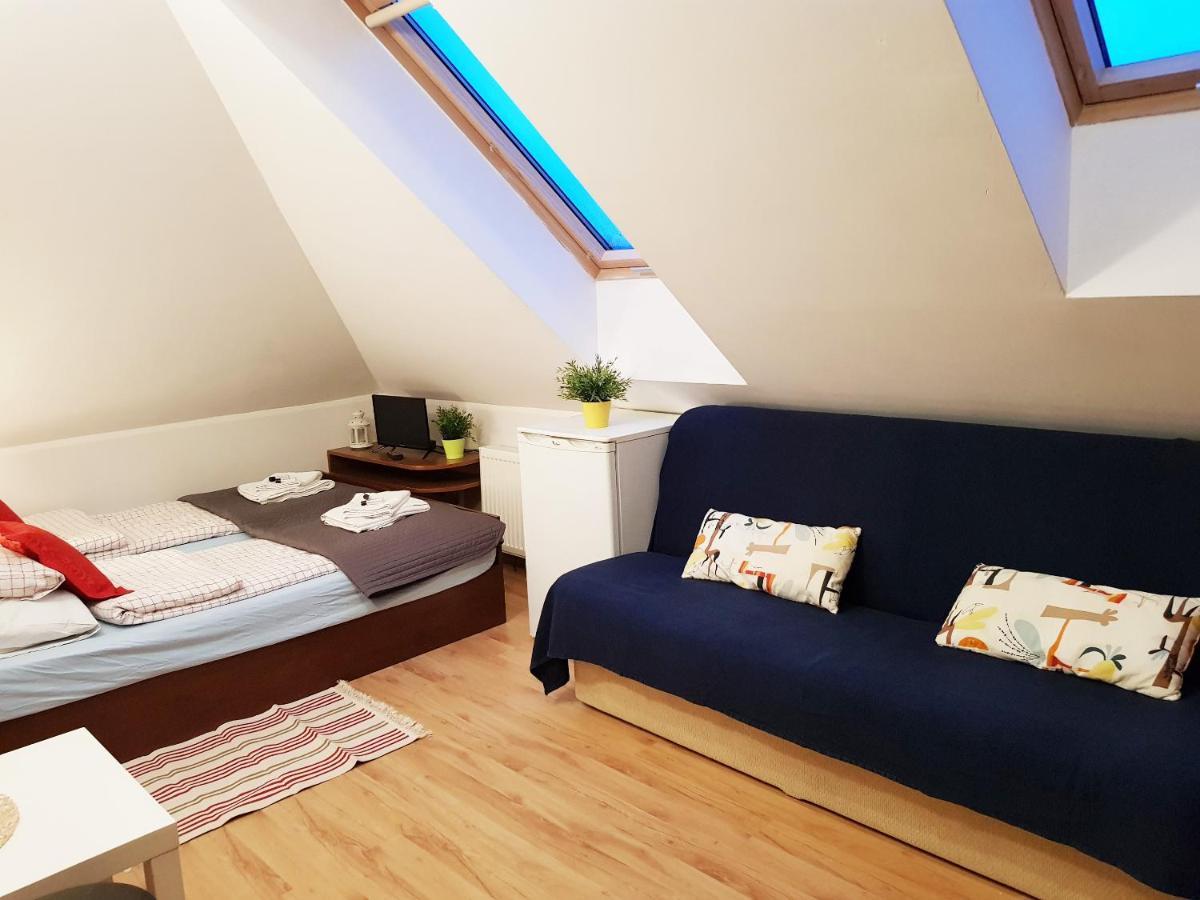 ロビ Balaton Rowy Bed & Breakfast エクステリア 写真