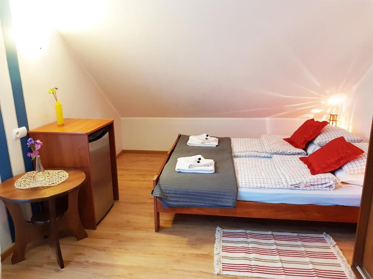ロビ Balaton Rowy Bed & Breakfast エクステリア 写真