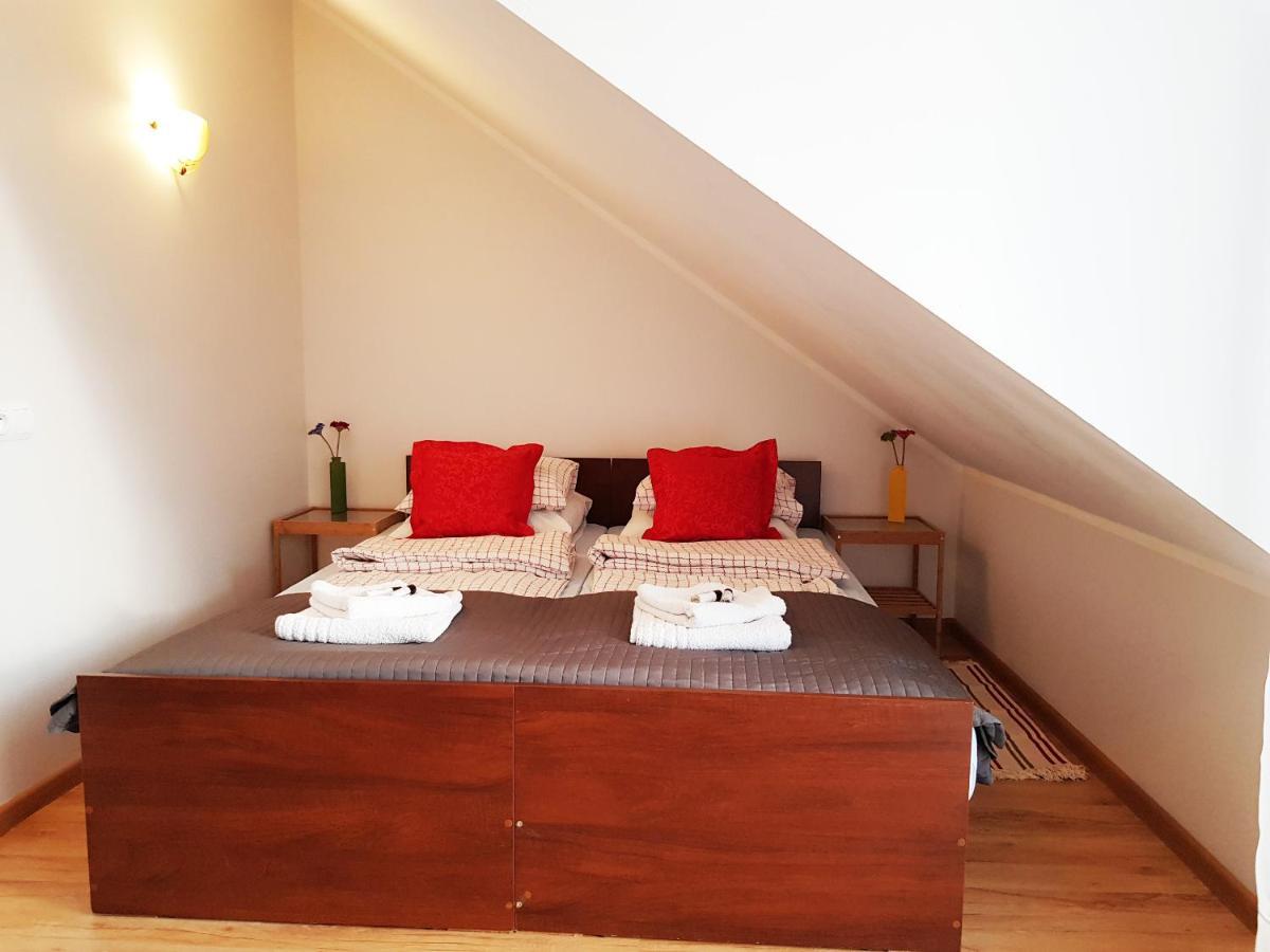 ロビ Balaton Rowy Bed & Breakfast エクステリア 写真