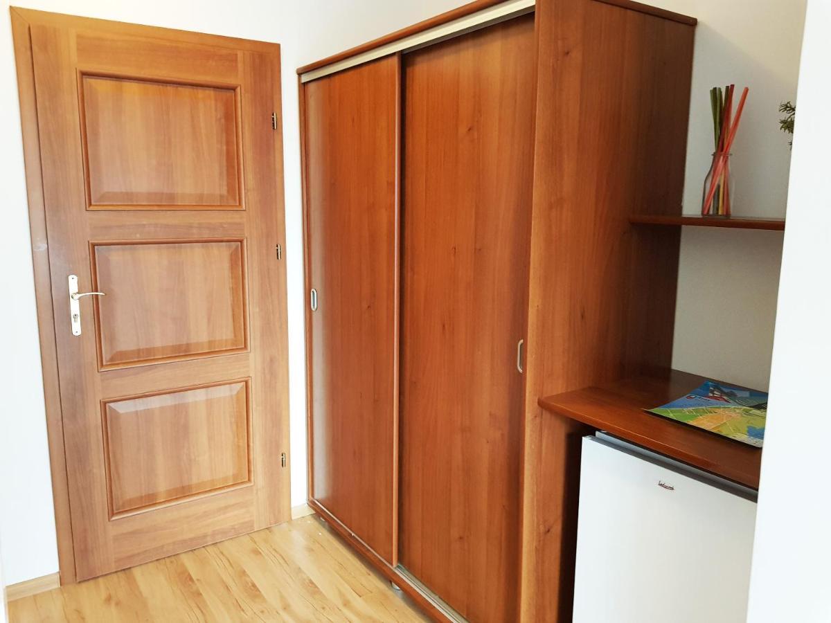 ロビ Balaton Rowy Bed & Breakfast エクステリア 写真